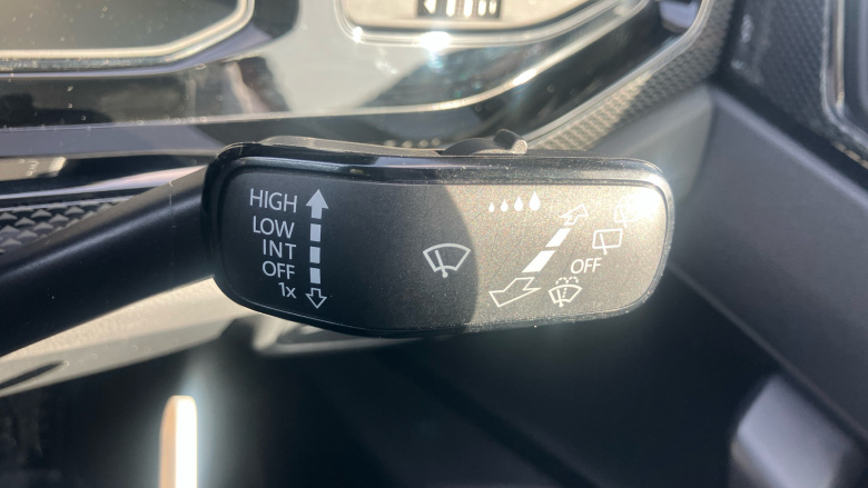 Volkswagen Polo 1.0 TSI Life 5dr Petrol Hatchback